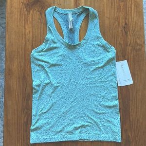 NWT Athleta Momentum Tank Green Sz M